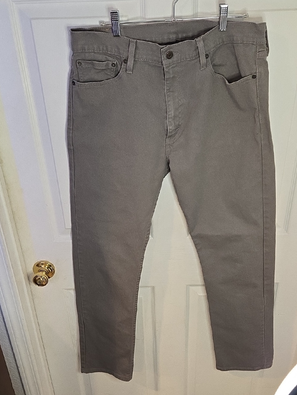 Levi's Men's Slim Straight Gray Jeans